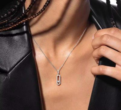 EXCLUSIVE | Mollyanne Uno Lang Halskæde